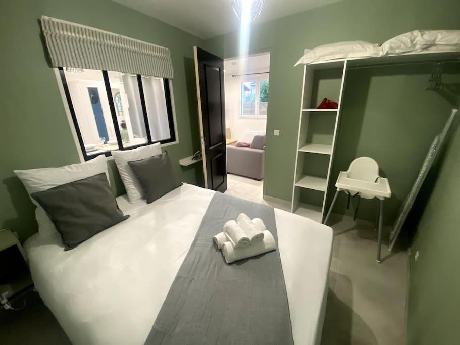 Maison Jardin Et Parking Gratuit - 10 Min De L'Aeroport - Metro 14 - Arrivee Autonome Орли Екстериор снимка